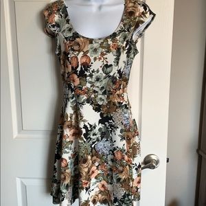 Vibe sportswear new dress no tag